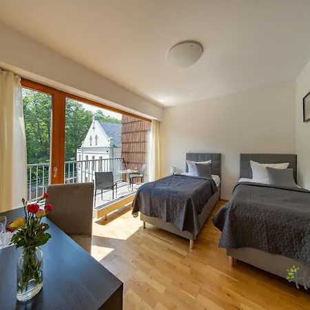 Restaurace A Hrebikarna 3* Chomutov