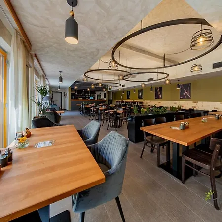 Restaurace A Hrebikarna Guest house
