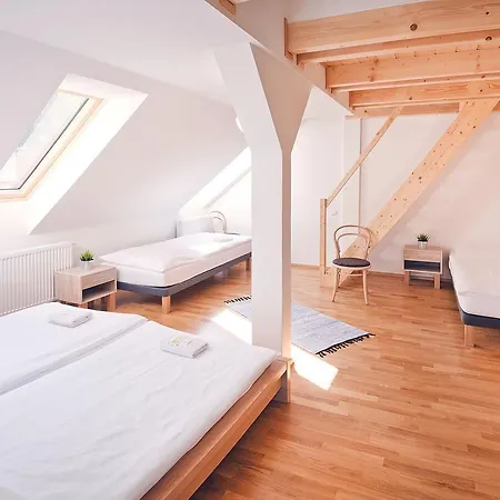 Restaurace A Hrebikarna 3* Chomutov