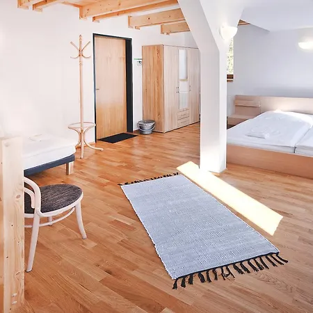 Restaurace A Hrebikarna Guest house 3*