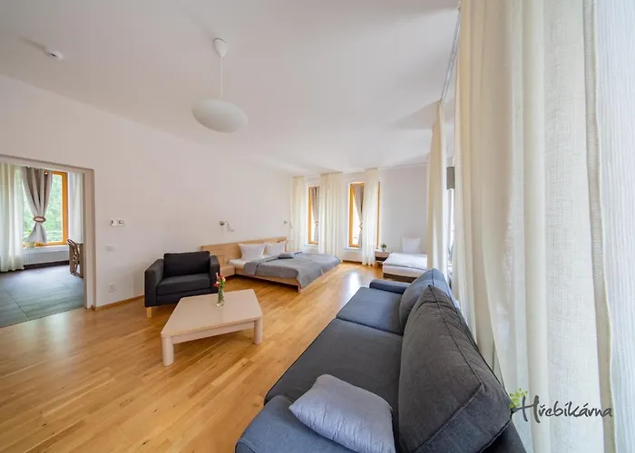 Restaurace A Hřebíkárna Affittacamere