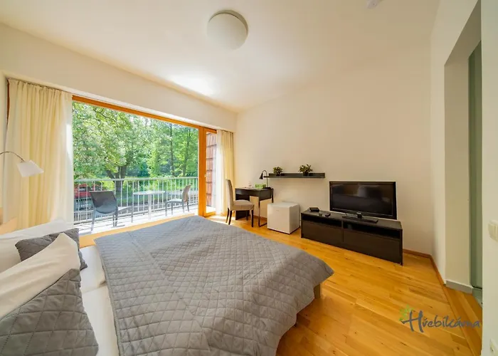 Restaurace A Hřebíkárna Affittacamere 3*