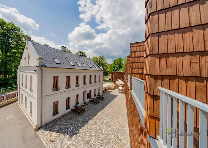 Restaurace A Hřebíkárna Affittacamere