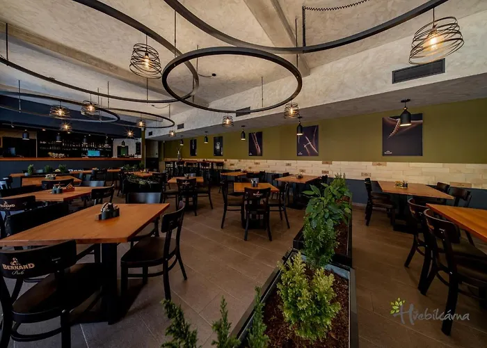 Restaurace A Hřebíkárna