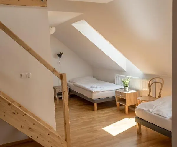Restaurace A Hřebíkárna Affittacamere 3*