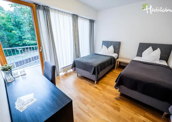Restaurace A Hřebíkárna 3* Chomutov