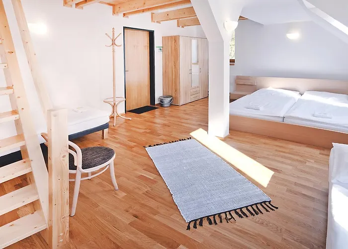 Restaurace A Hřebíkárna Affittacamere 3*